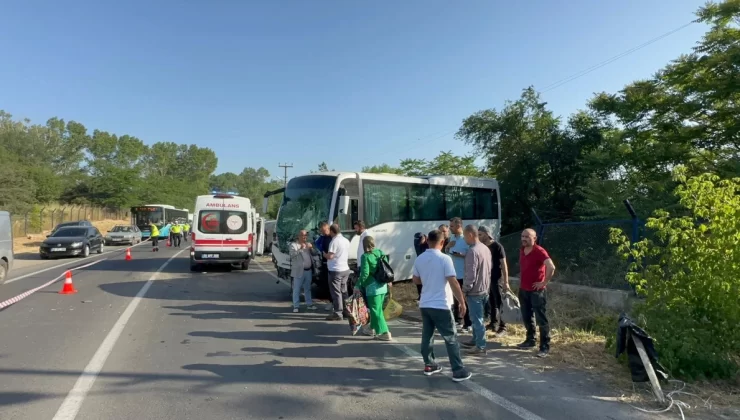 Tekirdağ’da minibüs ile midibüs çarpıştı: 2 ölü, 9 yaralı