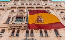 Hükümet karar aldı: Özel üniversiteler öğrencilere kalacak bulmak zorunda