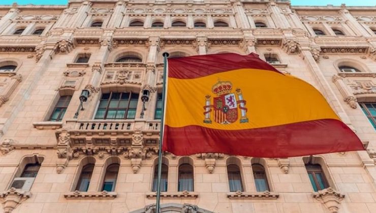 Hükümet karar aldı: Özel üniversiteler öğrencilere kalacak bulmak zorunda