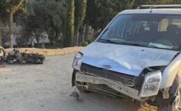 İzmir’de hafif ticari araç ile motosiklet çarpıştı: 1 ölü