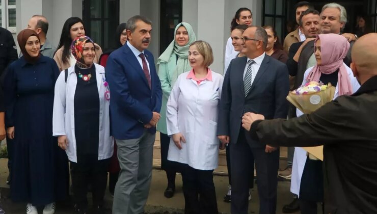 Nöbetçi öğretmen Milli Eğitim Bakanı Yusuf Tekin’i tanımadı