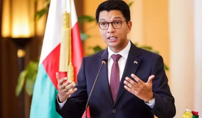 Madagaskar’da devrik Cumhurbaşkanı Rajoelina vatandaşlıktan çıkarıldı